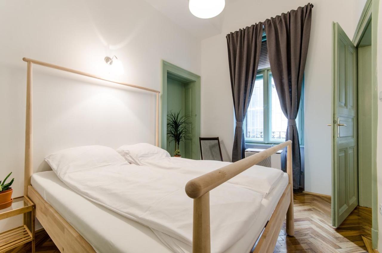 B63 2 Bedroom Apartment In Heart Of City Будапеща Екстериор снимка