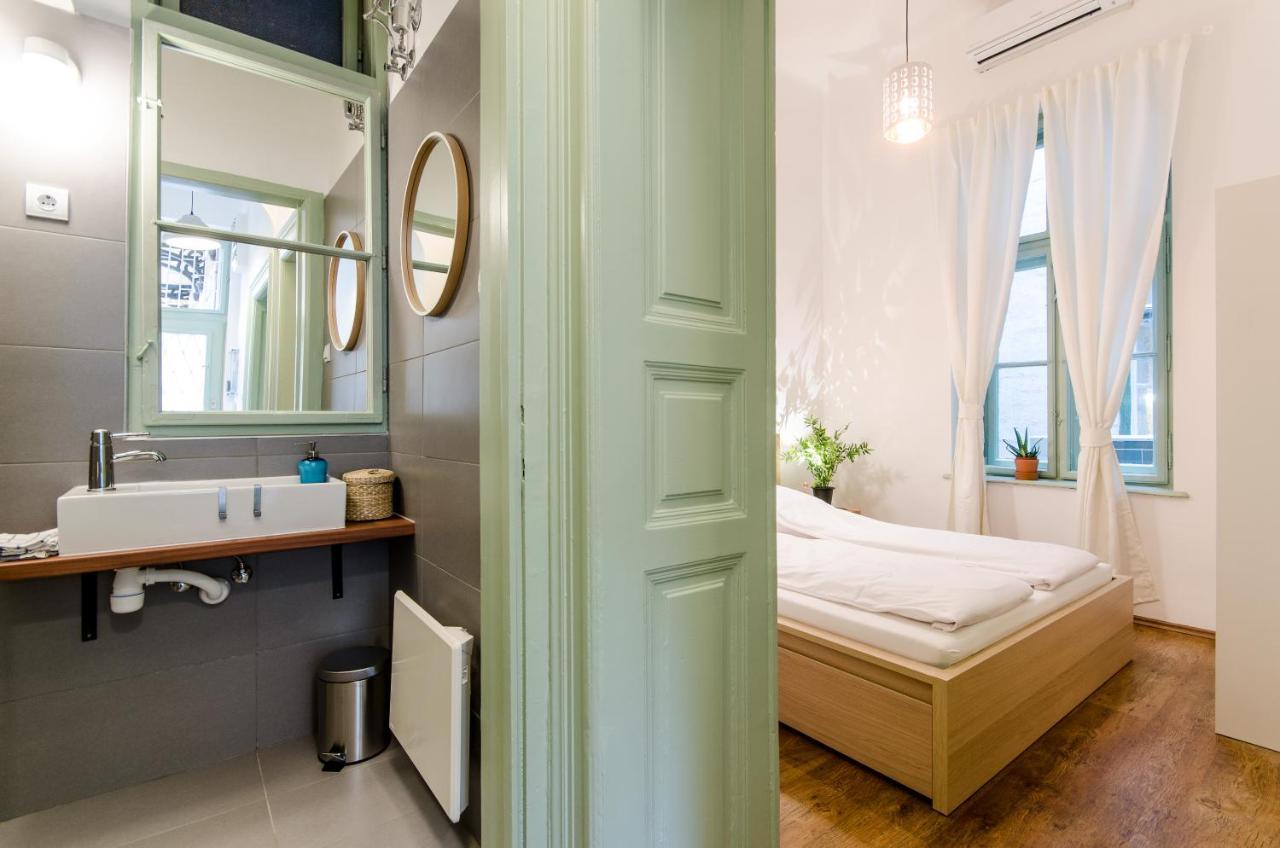 B63 2 Bedroom Apartment In Heart Of City Будапеща Екстериор снимка