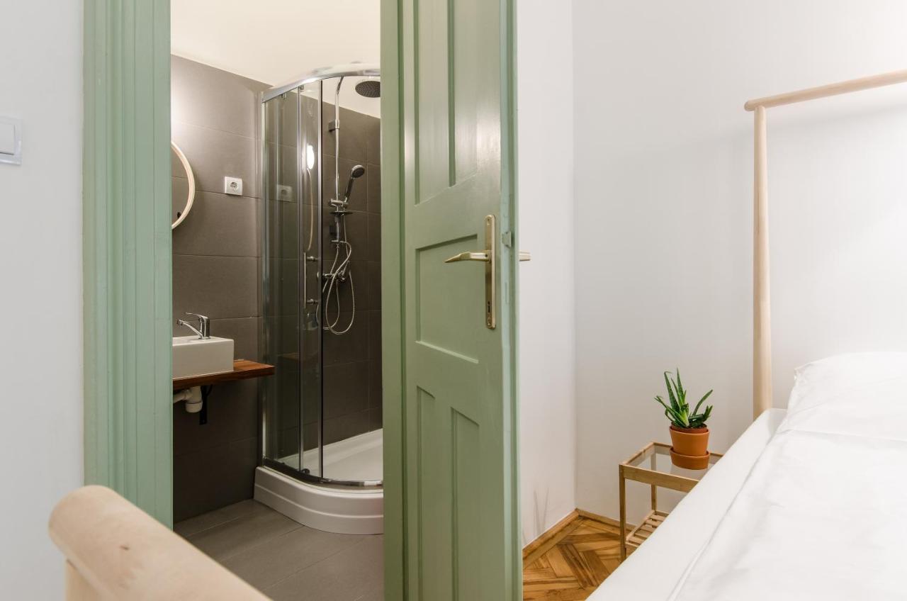 B63 2 Bedroom Apartment In Heart Of City Будапеща Екстериор снимка